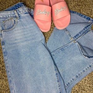 WOMENS SPLIT HEM JEANS- SIZE US 14